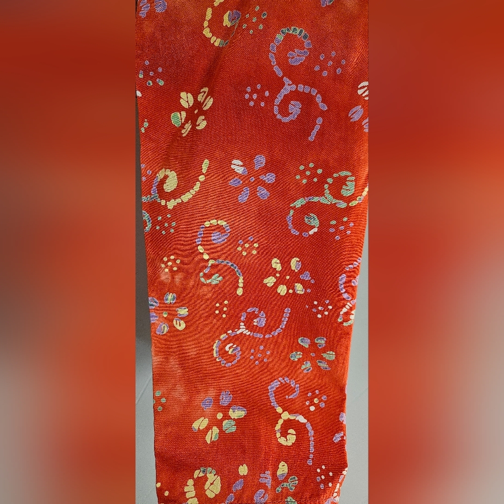 Red Floral Shapes Full Sleeve Top - Picture 4 of 8